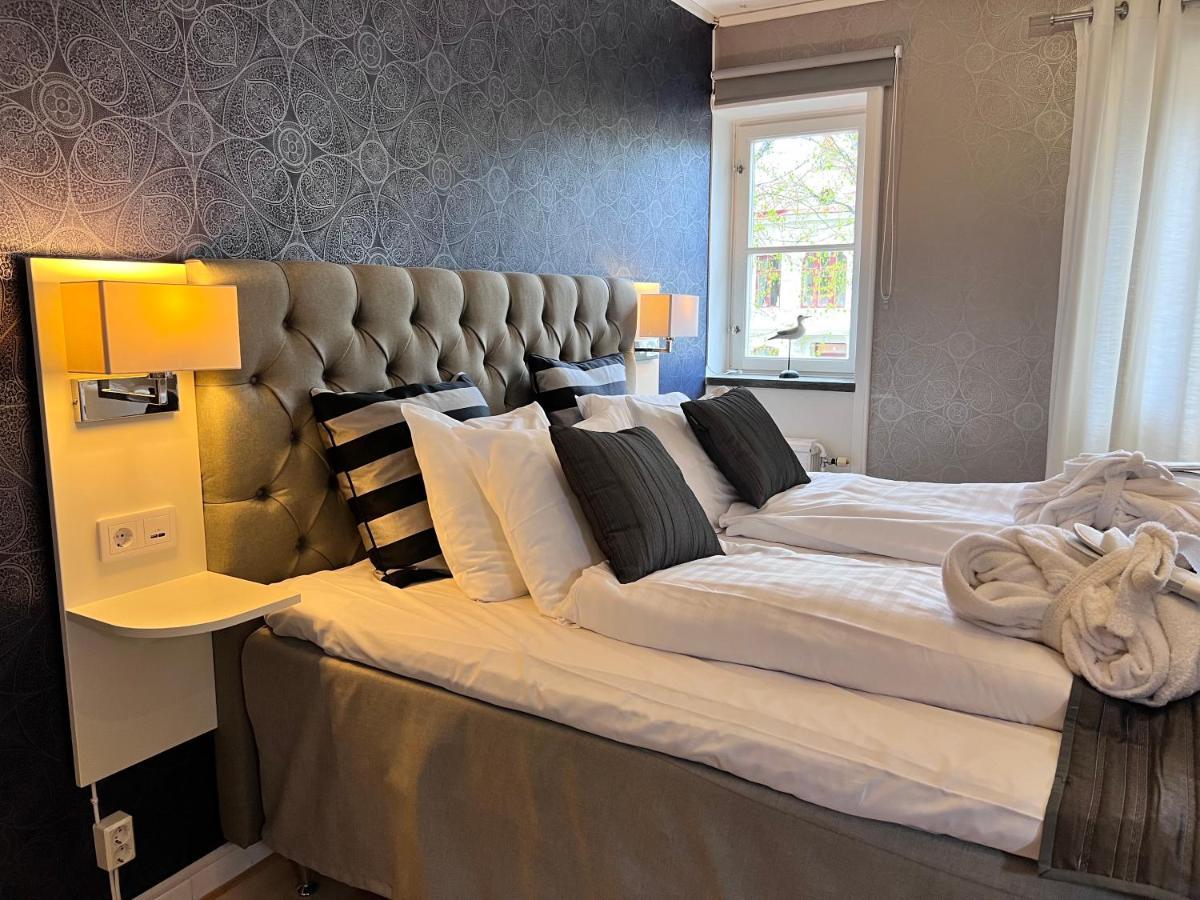Hotel Wictoria Mariestad Exterior photo