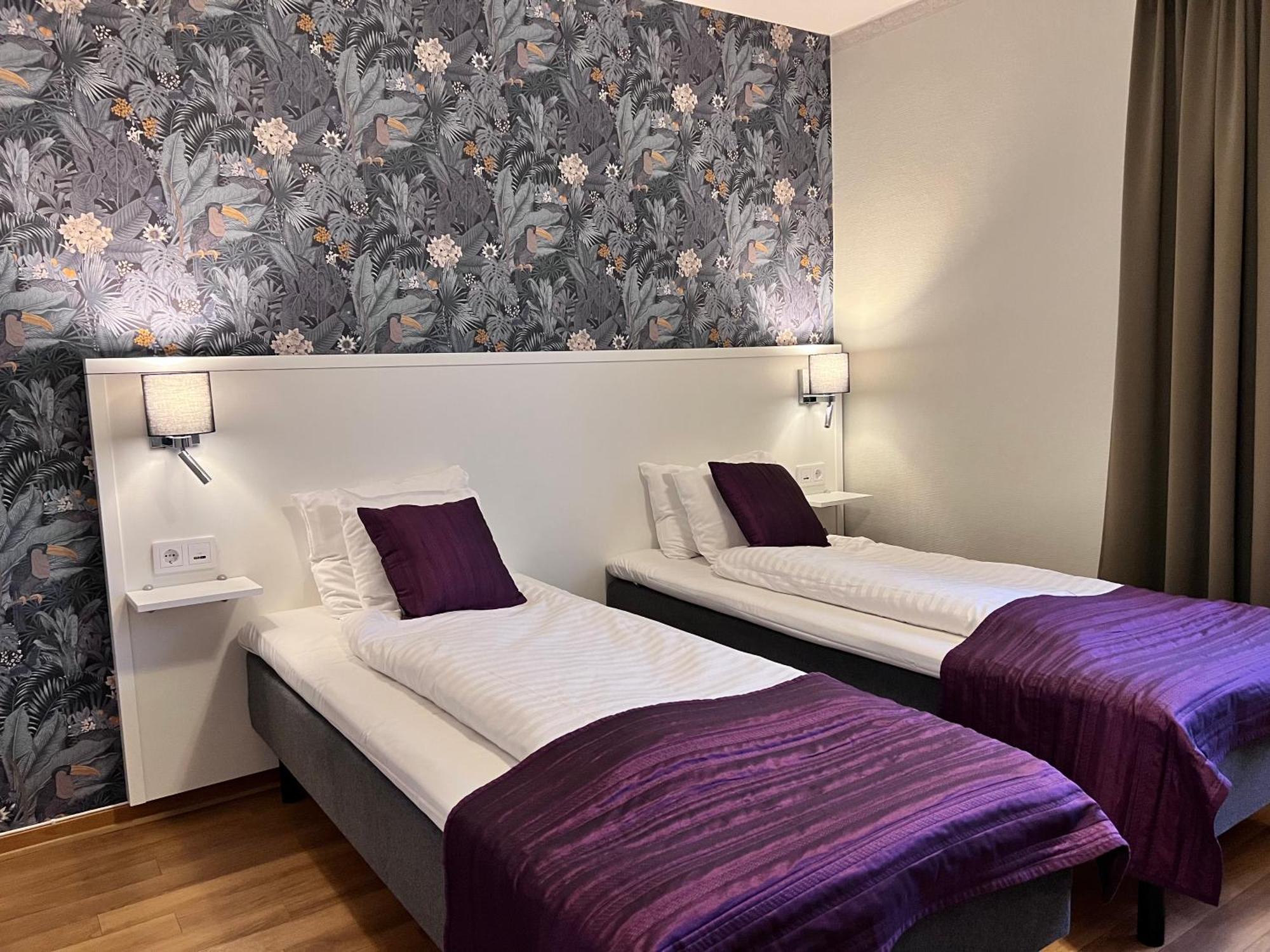 Hotel Wictoria Mariestad Exterior photo