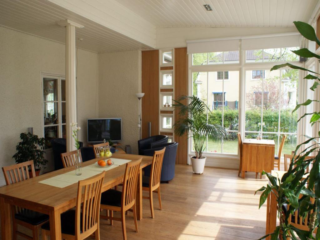 Hotel Wictoria Mariestad Exterior photo